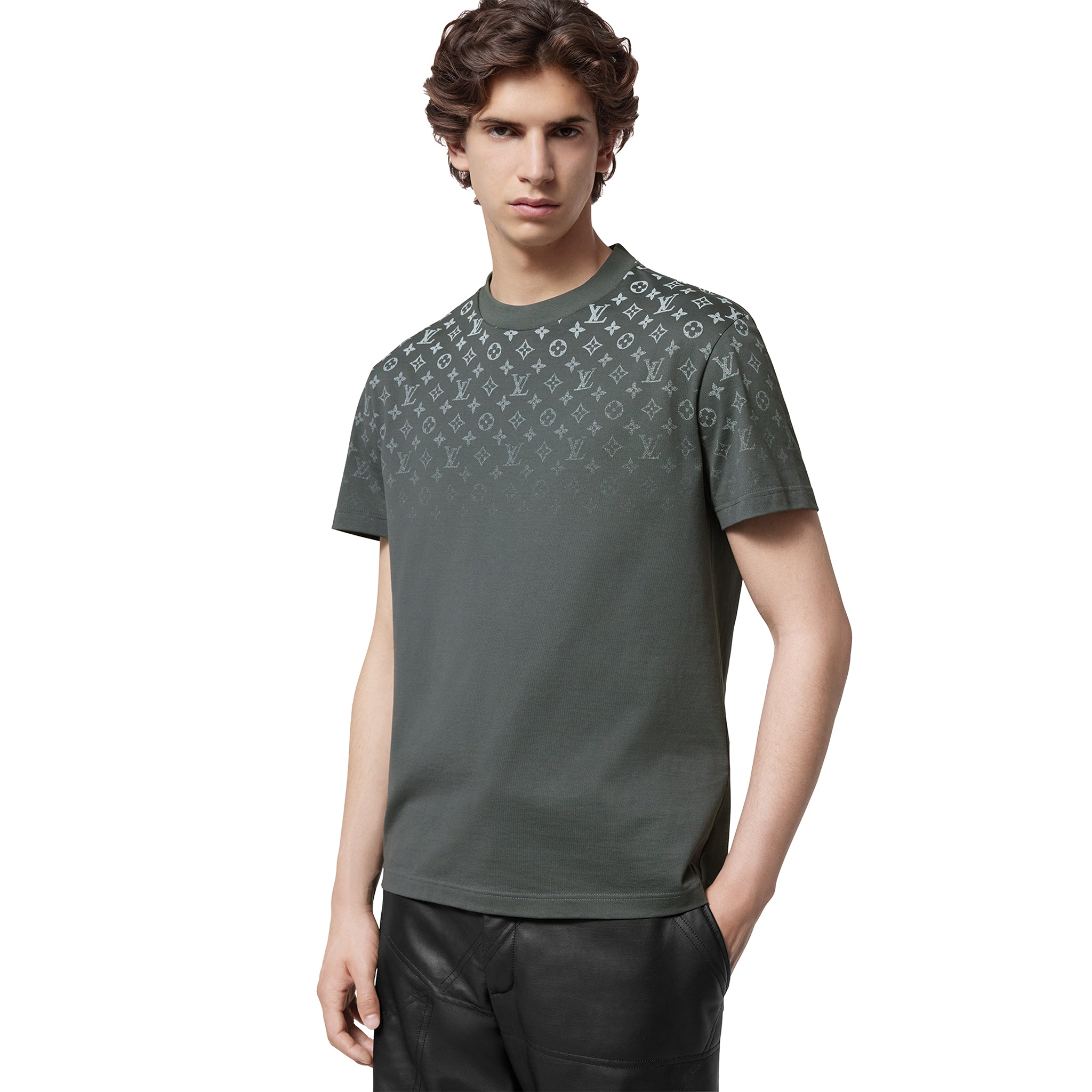 Model front view of Louis Vuitton LV Monogram Gradient Cotton Grey T Shirt NVPROD4770027V